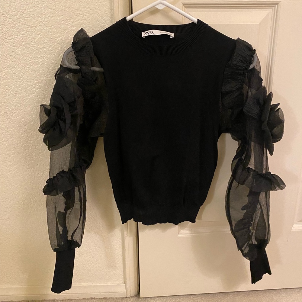 Black Zara top